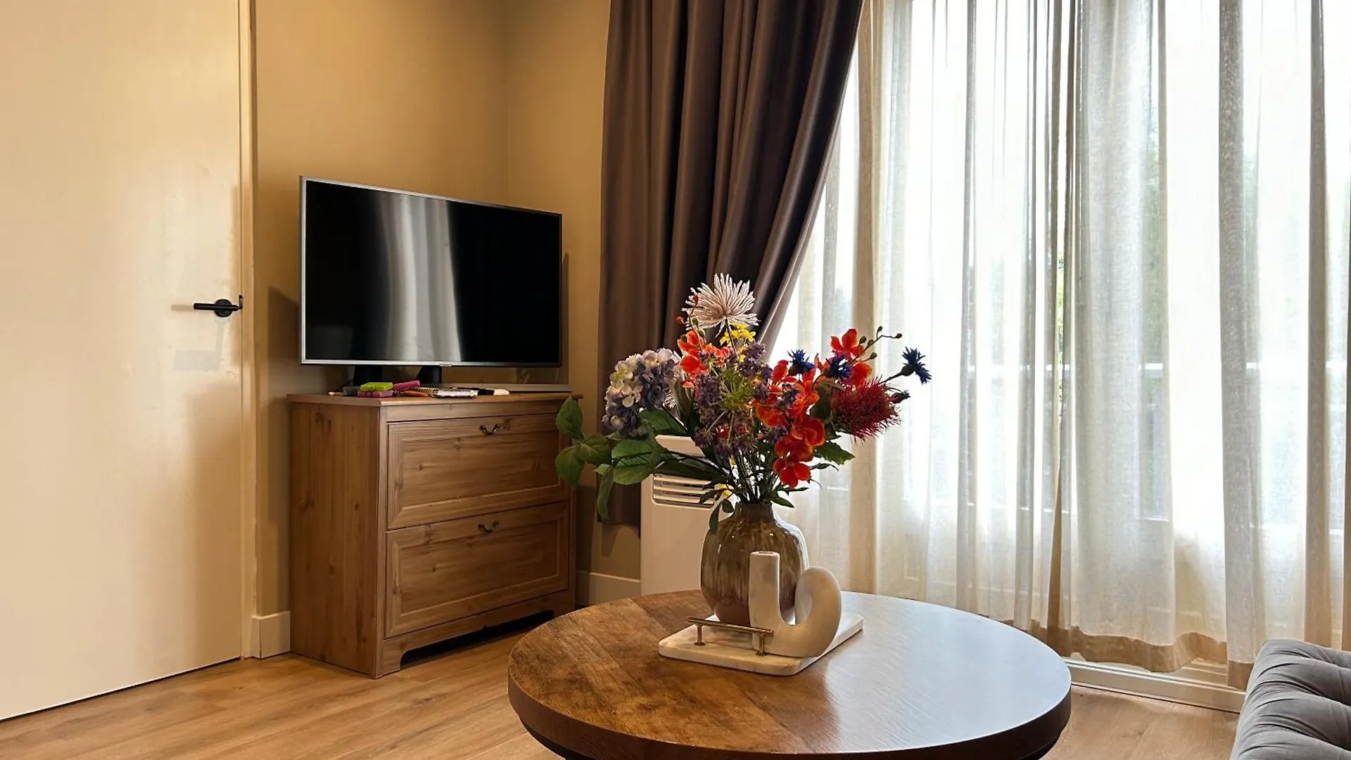 Lovely Spacious Apartment Zandvoort